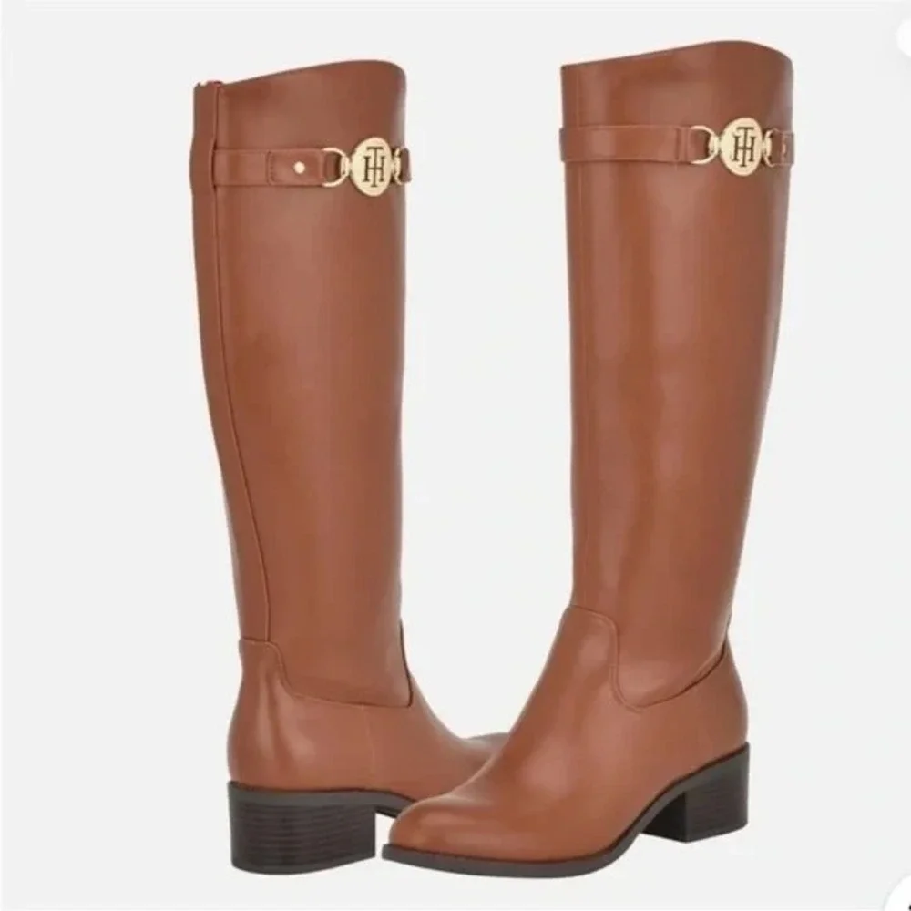 Tommy Hilfiger Dezy Brown Synthetic KneeHigh Riding Boots Women's Size 8 1/2 NEW